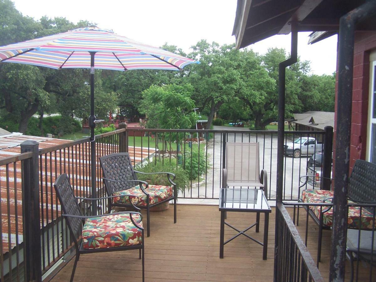 Blanco County Inn & Guesthouses Dış mekan fotoğraf