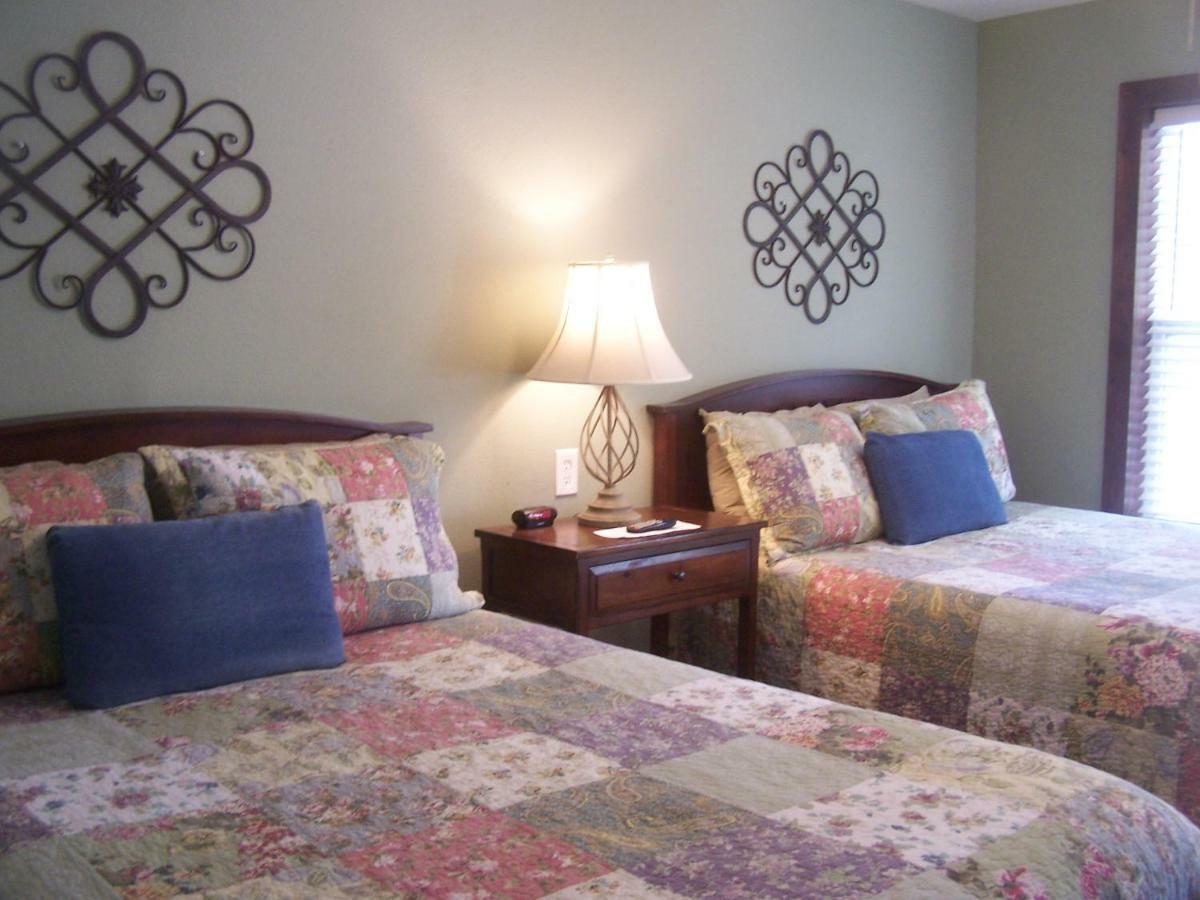 Blanco County Inn & Guesthouses Dış mekan fotoğraf