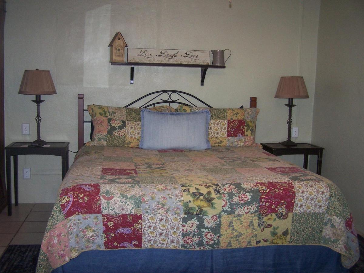 Blanco County Inn & Guesthouses Dış mekan fotoğraf